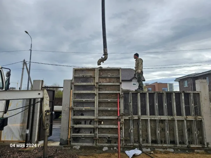 Заливка бетона М400 — Марьино, 32 м³